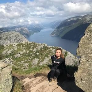 Meet your Posher, Samantha